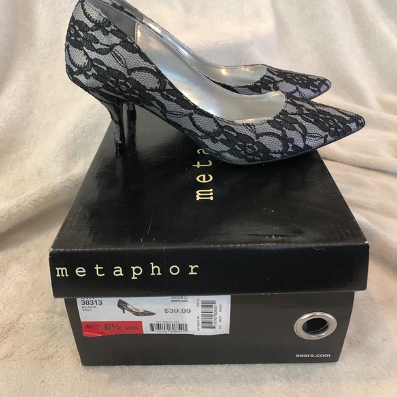 Metaphor Black Lace Heel NEW! - Picture 1 of 5